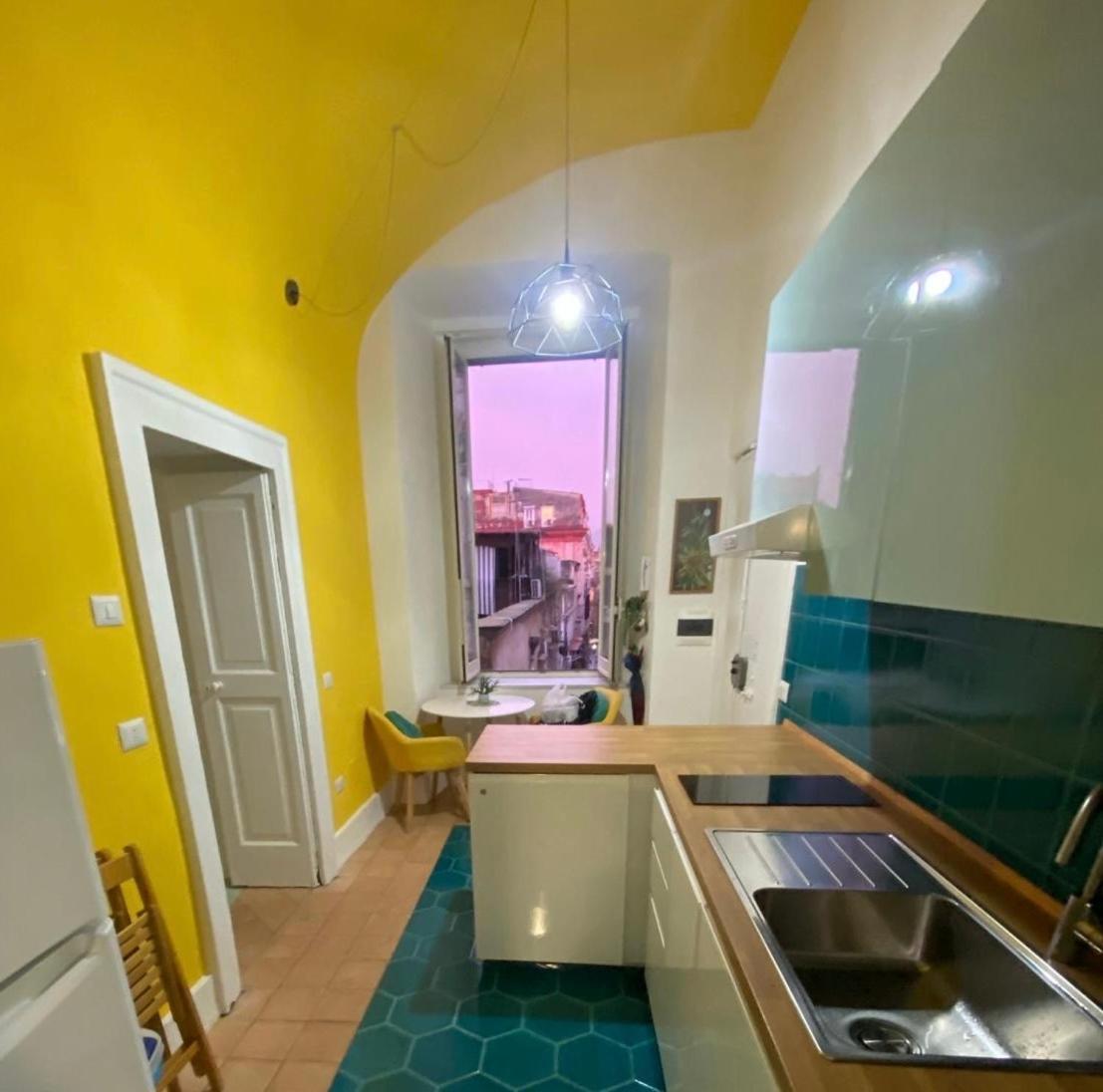 Nel Vicoletto Casa Vacanze 나폴리 외부 사진
